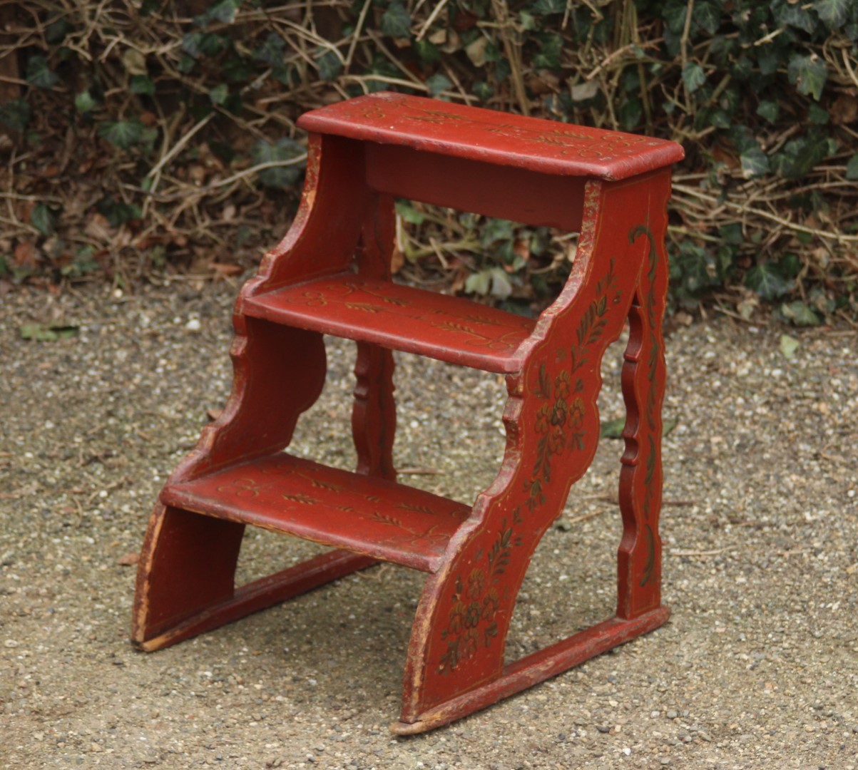 antike-holztreppe
